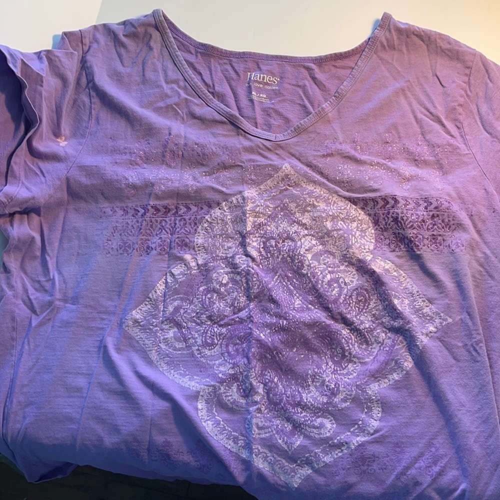 Women’s top live love color t-shirt purple size XL